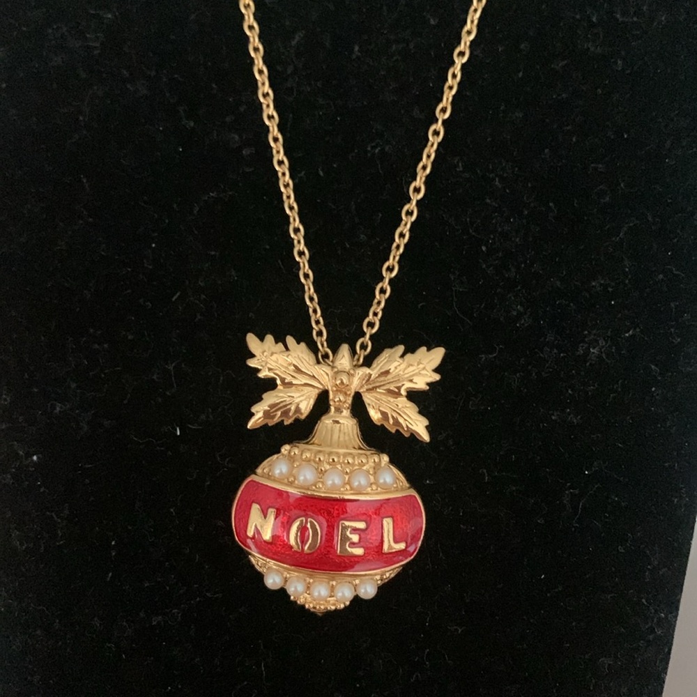 Vintage Avon Joyous Noel Christmas Neclace - Picture 3 of 9